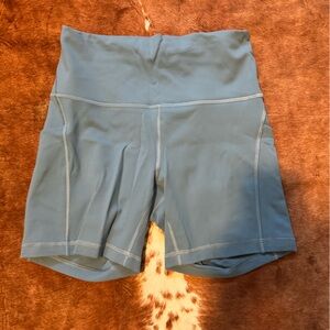 Lululemon wunder train bike short blue